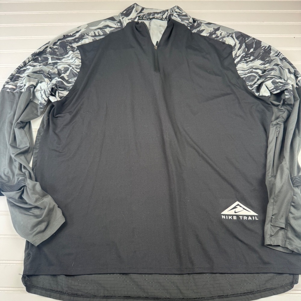 Nike Men's XL Dri Fit Trail Run Element Quarter Zip Black Pullover
